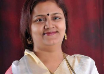 पुणे पदवीधर मतदारसंघ निवडणूक ; नीता ढमाले यांची प्रचारात जोरदार मुसंडी