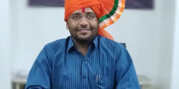 मंगळवेढेकरांनाे सावधान! आवश्यकता असल्यास घराबाहेर पडा; प्रशासनाद्वारे सतर्कतेचे आदेश