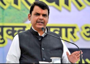 ईडीची वाट न पाहता आमची सीडी दाखवा : देवेंद्र फडणवीसांचा इशारा