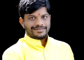 बेघर होणाऱ्या कुंटुंबाना मोबदला मिळण्यासाठी केलेल्या आंदोलनाला यश : आदित्य हिंदुस्तानी