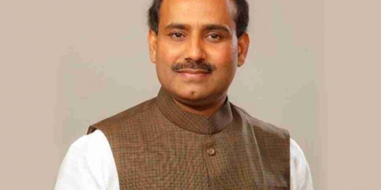 बर्ड फ्ल्यू! राज्यात हाय अलर्ट जारी; आरोग्यमंत्री राजेश टोपे म्हणाले, ‘हा’ आजार अत्यंत धोकादायक