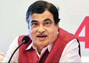 अँड.पवार यांचा उड्डाणपुलासाठी पाठपुरावा! सुशीलकुमार शिंदे, जयसिद्धेश्‍वर महाराजांचे गडकरींना पत्र