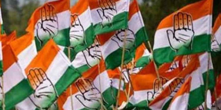 सोलापुरात राष्ट्रवादीला मोठा धक्का ‘या’ बड्या नेत्याचा काँग्रेसमध्ये जाहीर प्रवेश