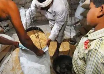 नागरिकांनो! ‘हे’ काम आत्ताच करून घ्या, अन्यथा 1 फेब्रुवारीपासून रेशन होणार बंद!