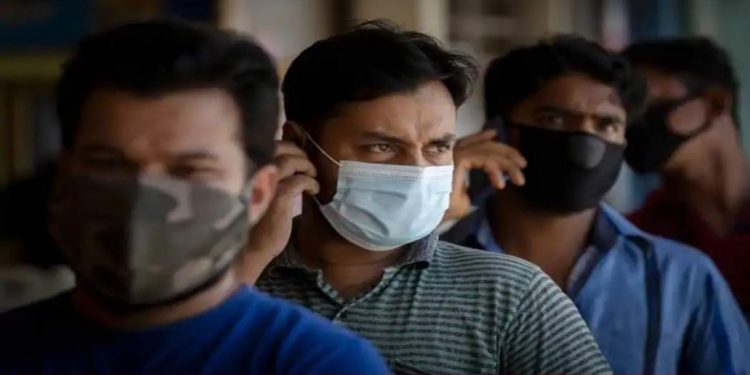 नागरिकांनो! सोलापूर जिल्ह्यात आजपासून विना मास्कचे फिरताना आढळल्यास थेट गुन्हे दाखल होणार