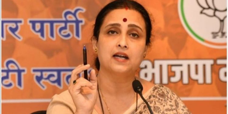 नागरिकांनो सावध व्हा! मी वीसवर्षे ‘राष्ट्रवादी’बरोबर होते; त्यांचे खायचे दात आणि दाखवायचे दात वेगळे आहेत