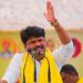 गोपीचंद पडळकरांच्या गाडीवर दगडफेक करणारा कॅमेऱ्यात कैद; व्हिडिओ व्हायरल