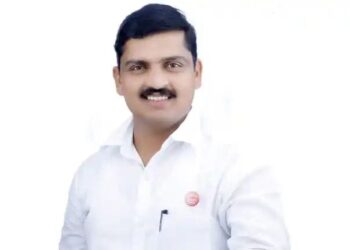 ‘विठ्ठल’सह चार सहकारी कारखान्यांवर प्रशासक नेमा; स्वाभिमानी शेतकरी संघटनेची मागणी