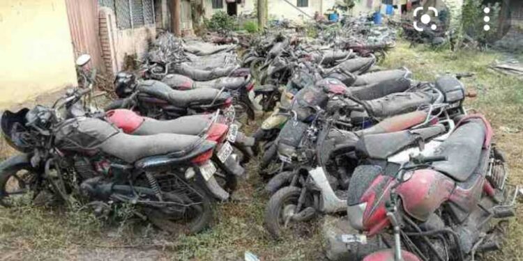 सोलापूर जिल्ह्यात ४५४ वाहनांचा भंगारात होणार लिलाव; मंगळवेढ्यातील ४१ वाहनांचा समावेश