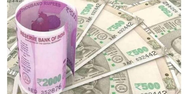 तरुणांनो! घरबसल्या पैसे कमावण्याची व शिकण्याची संधी; दररोज मिळणार पगार