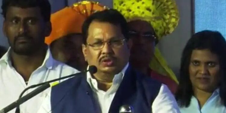 मंगळवेढासह इतर तालुक्यातही मोठया प्रमाणावर बोगस खातेदाराच्या नावे जमीन वाटप; मंगळवारी मंत्रालयात बैठक, जमीन होणार सरकार जमा?