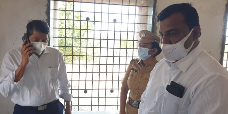 जिल्हाधिकाऱ्यांचा मंगळवेढा दौरा सफल, रखडलेल्या डी.वाय.एस.पी. कार्यालयासाठी निधी मंजूर; अजित जगतापांनी केली होती पालकमंत्र्यांकडे लेखी मागणी