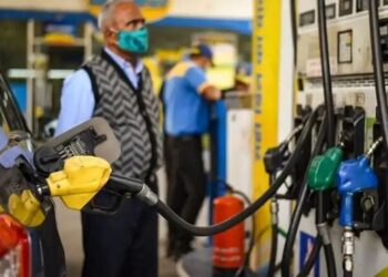 पेट्रोल-डिझेलच्या दरवाढीचं सत्र सुरुच; आज पुन्हा दर कडाडले; एक लिटरसाठी किती रुपये मोजाल?