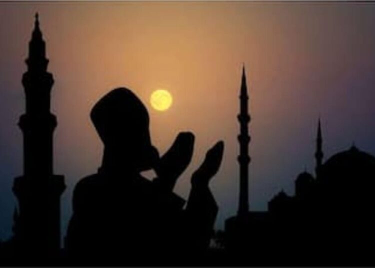 देखो चॅंद आया ! जाणून घ्या ‘या’ वर्षातील रमजानमधील सेहरी आणि इफ्तारची भारतातील वेळ