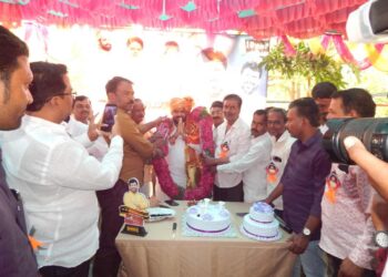 भैरवनाथ शुगरचे व्हा.चेअरमन अनिल सावंत यांचा वाढदिवस विविध सामाजिक उपक्रमाने साजरा