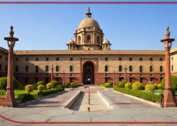 तातडीचे निमंत्रण! राष्ट्रपती पदाच्या उमेदवारीसाठी चाचपणी; सोलापूरच्या सुपुत्राचे नाव पुढे