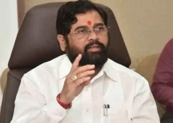 शिवसेनेत खळबळ! मुख्यमंत्री उद्धव ठाकरेंचे टेन्शन वाढले; मंत्री एकनाथ शिंदेंसह १३ आमदार नॉटरिचेबल