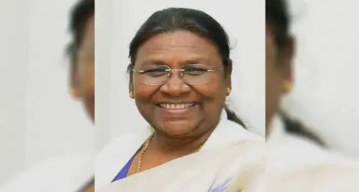 Breaking! द्रौपदी मुर्मू ठरल्या भारताच्या 15 व्या राष्ट्रपती; कारकुन, शिक्षिका ते राष्ट्रपती, मुर्मू यांचा राजकीय प्रवास