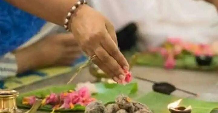 पितृपक्ष पंधरवडा आजपासून सुरू; जाणून घ्या श्राद्ध पद्धत, विधी आणि पिंडदानाचे महत्त्व