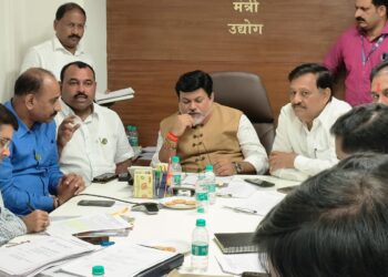 मुंबईच्या बैठकीत ठरले MIDC ची जागा पाहणी साठी ‘या’ दिवशी पथक येणार; आमदार समाधान आवताडे यांच्या पाठपुराव्याला यश