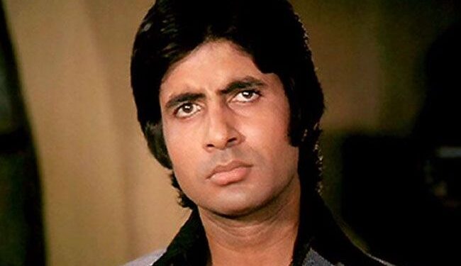 अमिताभ बच्चन यांच्या वाढदिवसानिमित्त आज सोलापूरात हिंदी गाण्यांचा ट्रॅक शो