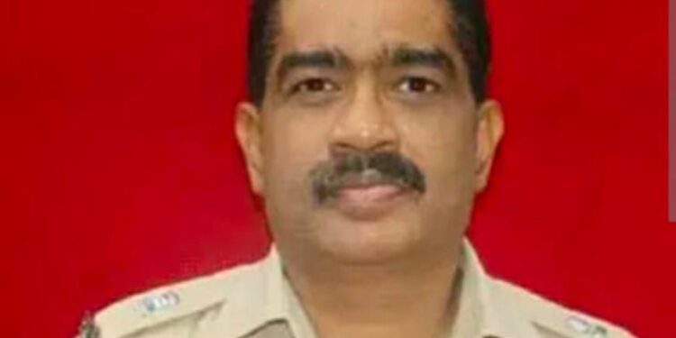 सिंघम! सोलापूरचे नूतन पोलीस अधिक्षक शिरीषकुमार सरदेशपांडे आज स्वीकारणार पदभार; आत्तापर्यंत सांभाळल्या ‘या’ जबाबदाऱ्या