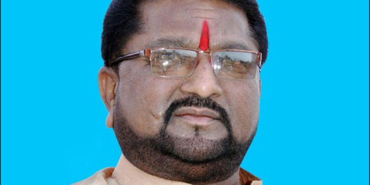 भैरवनाथ शुगर उसाचा हप्ता १०० रुपयांप्रमाणे शेतकऱ्यांच्या बँक खात्यात करणार जमा; चेअरमन सावंत यांची मोठी घोषणा