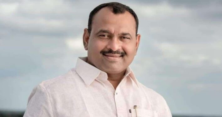 आ.समाधान आवताडे यांच्या वाढदिवसानिमित्त विविध कार्यक्रम; विद्यार्थ्यांना ‘इतक्या’ हजार वह्या व शैक्षणिक साहित्यांचे वाटप होणार