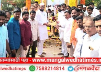 दिवंगत आमदार भारत भालके यांच्या स्मरणार्थ; छत्रपती शिवरायांच्या पुतळ्यासाठी १ लाख ९९९ रुपयांची देणगी