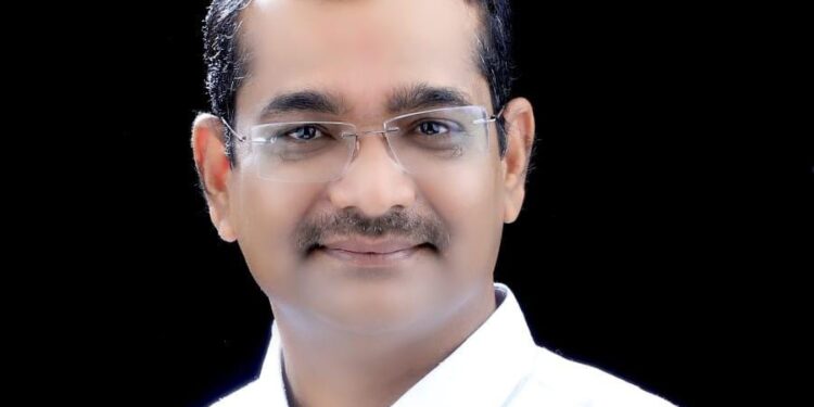 शेतकऱ्यांनो! समाधानकारक दर देऊन कारखाना शेतकऱ्यांचा असल्याचे दाखवून देणार; आवताडे शुगरचे एक लाख मॅट्रिक टन उसाचे गाळप