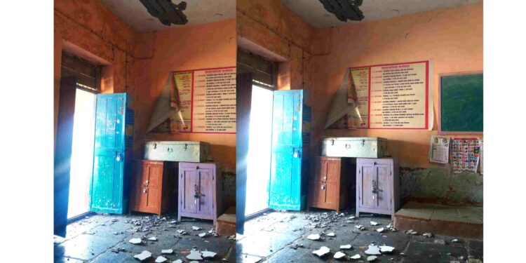Breaking! मंगळवेढ्यात नगरपालिकेच्या शाळेचा छताच्या प्लॅस्टरचा मलबा कोसळला; सुदैवाने जीवितहानी टळली