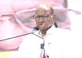 Breaking! शरद पवार यांचा राजकारणातील मोठा निर्णय; अध्यक्षपदावरुन निवृत्तीची घोषणा; साहेबांच्या निर्णयाला तीव्र विरोध