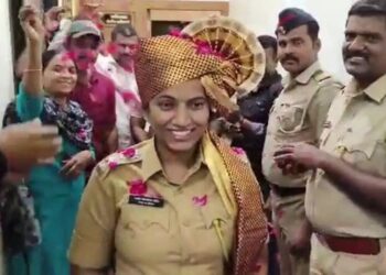 अश्रू अनावर! राजश्री पाटील यांच्या बदलीनिमित्त निरोप; मंगळवेढ्याच्या पोलीस दलात अशी घटना पहिल्यांदाच घडली