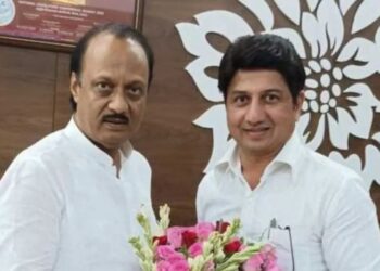 दोन दादांच्या भेटीने जिल्ह्यात नव्या समीकरणाची चर्चा; सोलापूर जिल्ह्याच्या राजकारणावर प्रभाव पडेल