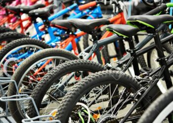 सर्वात स्वस्त! तुमच्या आवडीची सायकल खरेदी करा होलसेल भावात; मंगळवेढ्यातील श्री सायकल कंपनीमध्ये असंख्य व्हरायटी एकाच छताखाली