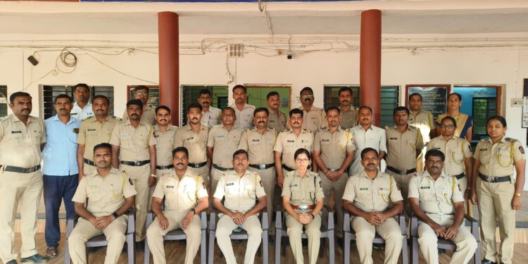 लेडी सिंघम! आयपीएस नयोमी साटम यांची धडाकेबाज कामगिरी; अवैध धंद्यावर छापे टाकून 1 कोटी 25 लाखांचा मुद्देमाल केला जप्त; विविध गुन्ह्यात 178 आरोपींना केले गजाआड