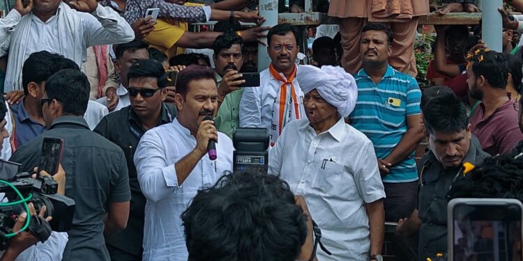 Sharad Pawar | अभिजित पाटलांच्या मागे खंबीरपणे उभे राहा; शरद पवारांचे मंगळवेढ्यातील जनतेला आवाहन
