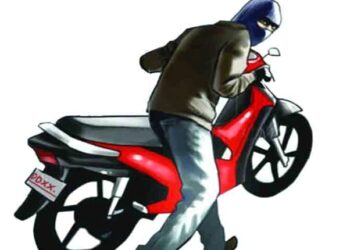 धाकधूक वाढली! मंगळवेढ्यात घरासमोर हँडल लॉक करुन लावलेल्या दोन मोटर सायकली अज्ञात चोरट्याने पळविल्या