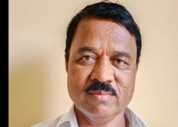 कौतुकास्पद! मंगळवेढ्यातील बांधकाम विभागाचे प्रभारी उपअभियंता नंदकुमार कोष्टी यांना जिल्हा परिषदेचा ‘आदर्श अभियंता पुरस्कार’ जाहीर