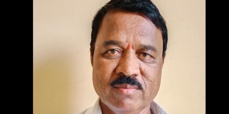 कौतुकास्पद! मंगळवेढ्यातील बांधकाम विभागाचे प्रभारी उपअभियंता नंदकुमार कोष्टी यांना जिल्हा परिषदेचा ‘आदर्श अभियंता पुरस्कार’ जाहीर