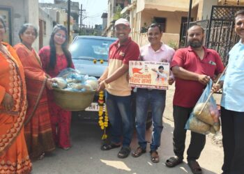 मनोज जरांगे पाटलाच्या मेळाव्यास मंगळवेढा तालुक्यातुन हजारो समाजबांधव आंतरवलीकडे रवाना; समाजबांधवाना अल्पोपहाराची सोय