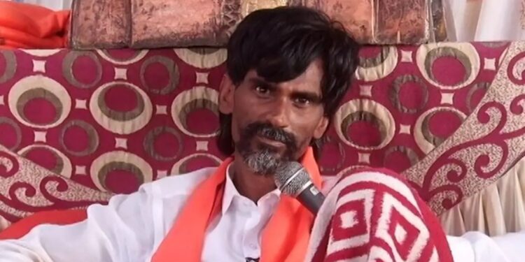 मोठी बातमी! मनोज जरांगेंनी स्पष्ट केली आंदोलनाची पुढची दिशा; उठताही येत नाही, बोलतानाही त्रास