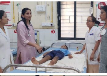 मोठी बातमी! मंगळवेढ्यात शाळेतील 20 विद्यार्थ्यांनी एरंडाच्या बिया खाल्ल्याने विद्यार्थ्यांना विषबाधा; शिक्षकासह पालक वर्गात खळबळ