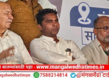 शेतकऱ्यांबद्दल कोणीच बोलत नाही, मग कसली गॅरंटी देता; येणारी निवडणूक ही ‘लोकशाही विरुद्ध हुकूमशाही’ची; सुशीलकुमार शिंदेंचे भावनिक आव्हान
