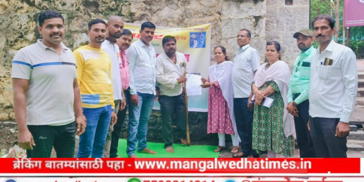 मोठी बातमी! अखेर ‘त्या’ तलाठ्यावर कारवाई, प्रहारच्या आंदोलनाला यश; चौकशी अहवालानुसार कारवाई नाही झाली तर पुन्हा प्रहार स्टाईल आंदोलन होणार