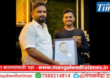 मालक प्रेम! मंगळवेढ्यातील युवकाने रक्ताने रेखाटले राहुल ताड यांचे चित्र; निष्ठा आणि प्रेम बघून ताड देखील झाले भावुक