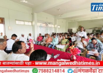 खबरदार! शेतकऱ्याकडून पैशाची मागणी केली तर गाठ माझ्याशी आहे; योजना पोहोचविण्यात हलगर्जीपणा करणाऱ्या अधिकाऱ्यांची गय करणार नाही; आ.आवताडे यांनी दिली सज्जड दम