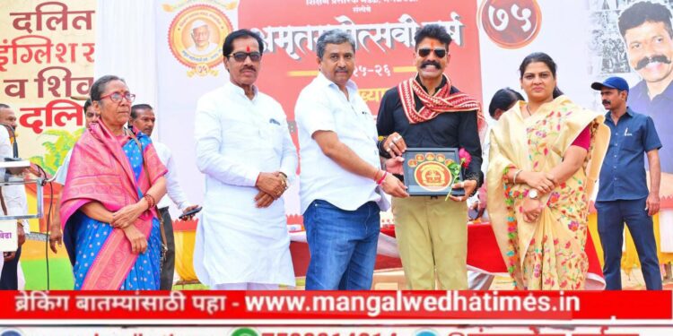 पोरींनो..! तुमच्यासाठी आयुष्यभर खस्ता खाणाऱ्या बापाची मान ताठ ठेवा; प्रा.वसंत हंकारे यांचे काळजाला भिडणारे ‘हे’ शब्द ऐकून तुमच्या जीवनात बदल घडणारच