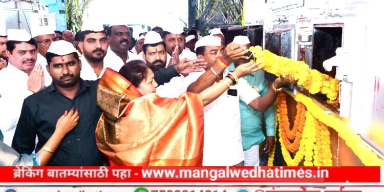 भैरवनाथ शुगरचा १२ वा गळीत हंगामचा बॉयलर अग्नी प्रदीपन शुभारंभ उत्साहात; कारखान्याचे ६ लाख मे.टन गाळपाचे उदिष्ट पूर्ण करू; चेअरमन अनिल सावंत यांनी दिले शेतकऱ्यांना आश्वासन