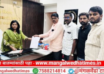 सद्‌गुरु बैठक (भिवाची वाट) रोडचे कॉकीटीकरण लवकरात लवकर सुरू करा; दामाजीनगर ग्रामपंचायत सदस्याची गटविकास अधिकाऱ्याकडे तक्रार